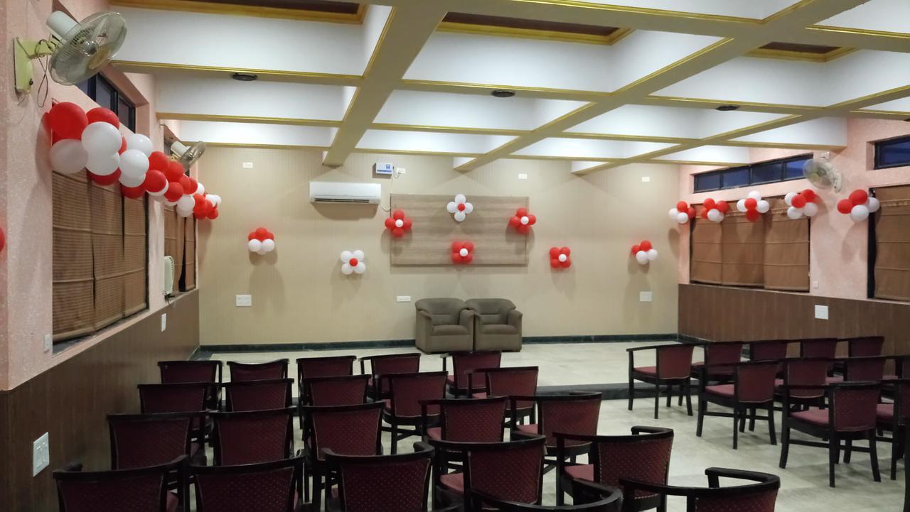Sanjay Motels I Pvt Ltd Pura Raghunath Luaran gambar